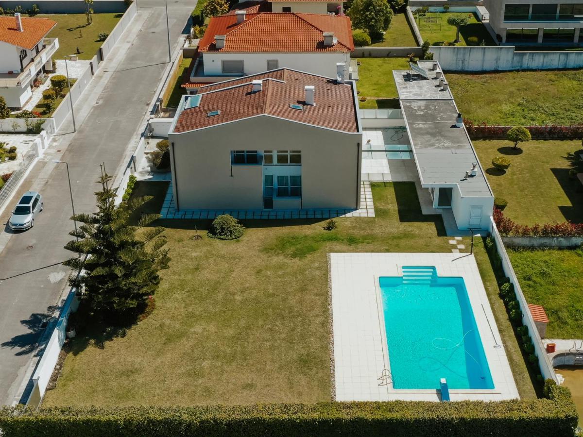 Regina Beach - Villa With Private Pool فيانا دو كاستيلو المظهر الخارجي الصورة